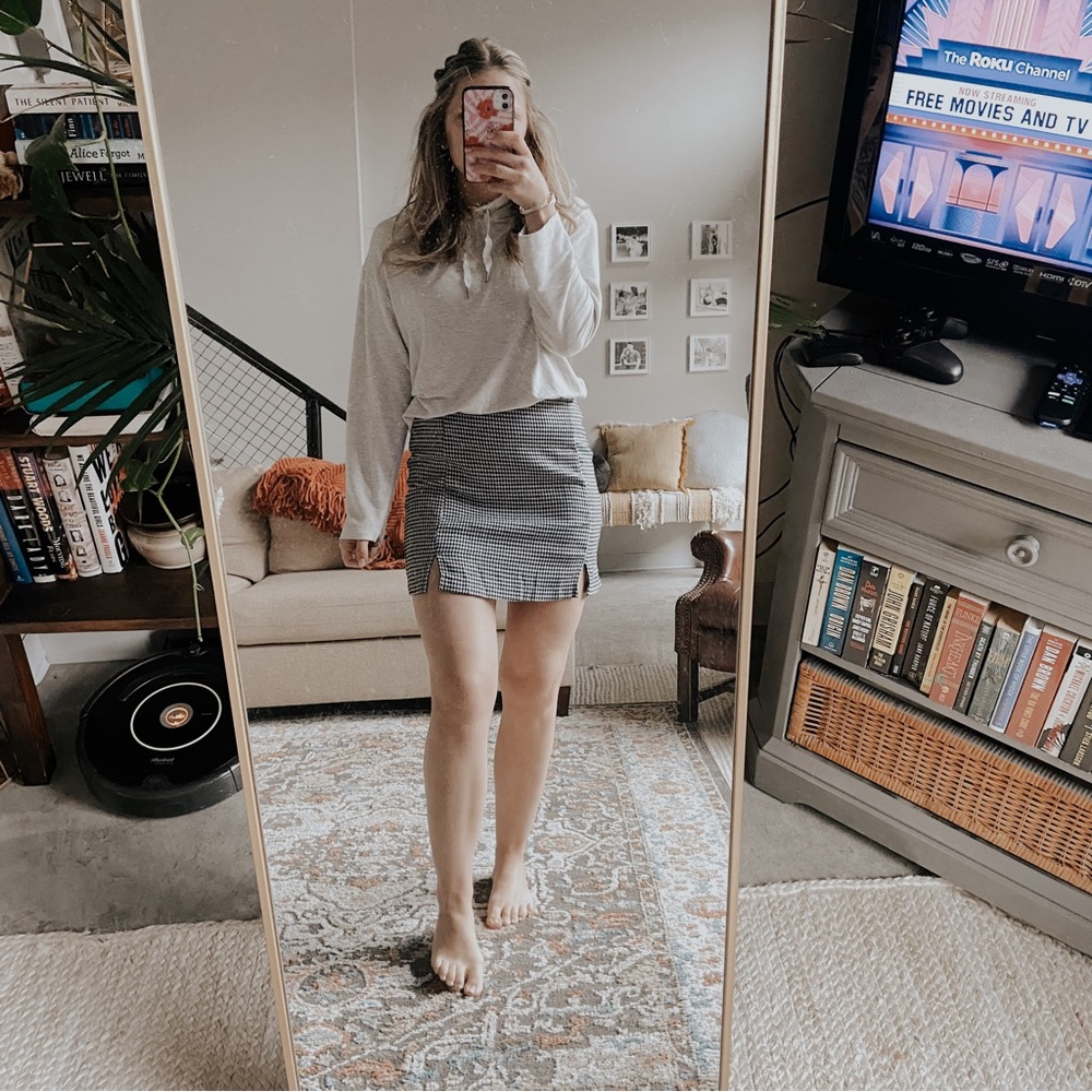 NWOT Love On A Hanger Herringbone Mini Skirt